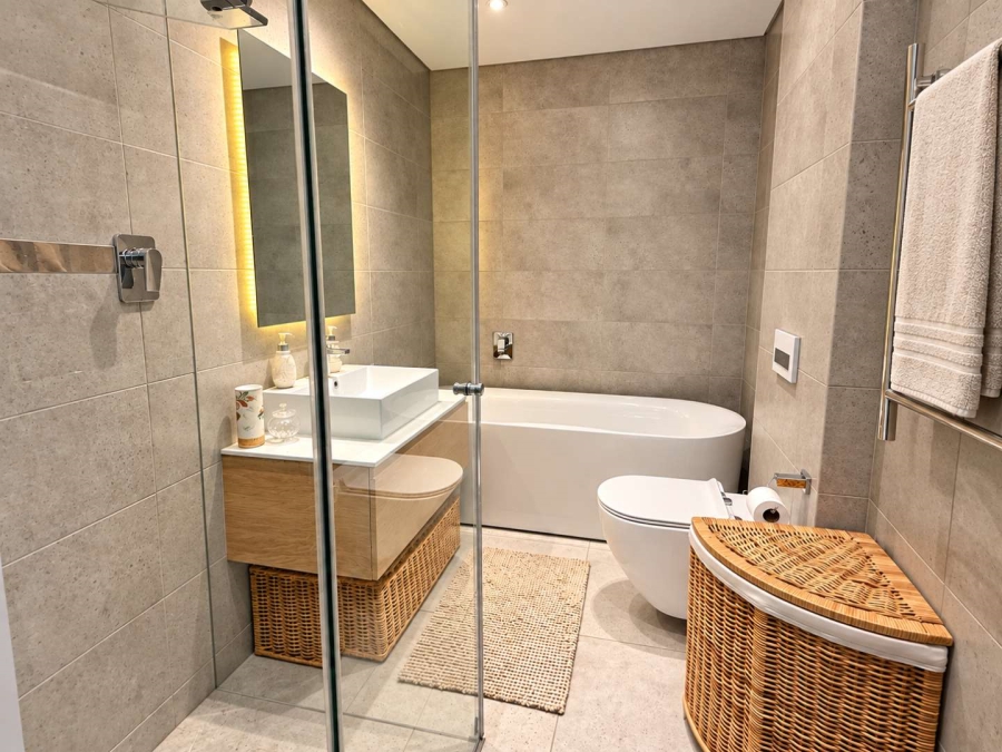 1 Bedroom Property for Sale in Three Anchor Bay Western Cape